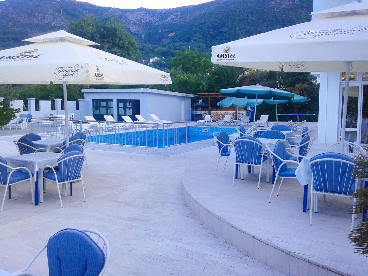 Hotel Jovana Budva Bagian luar foto